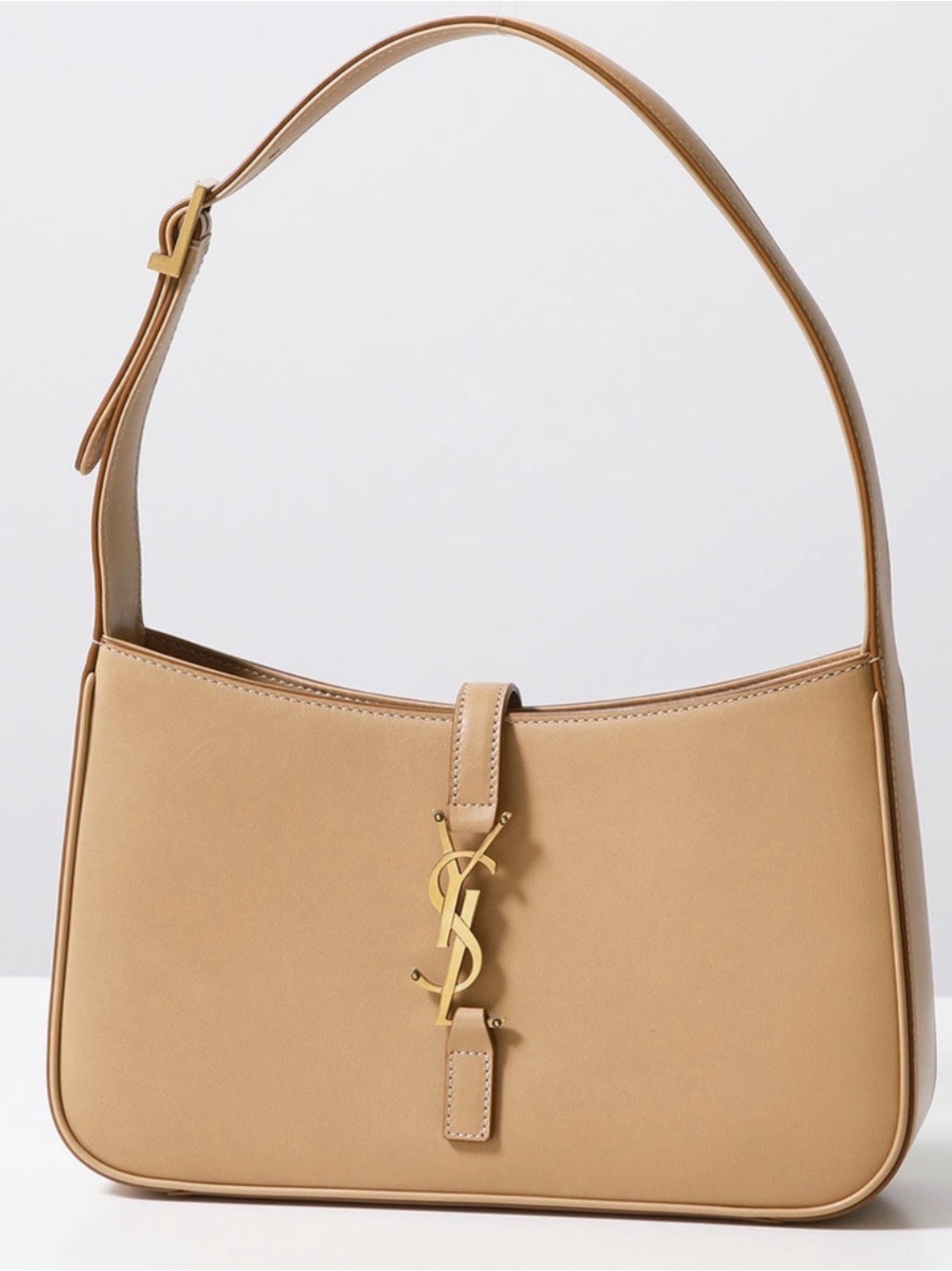 Saint Laurent Le 5 à 7 Hobo Bag in Smooth Leather